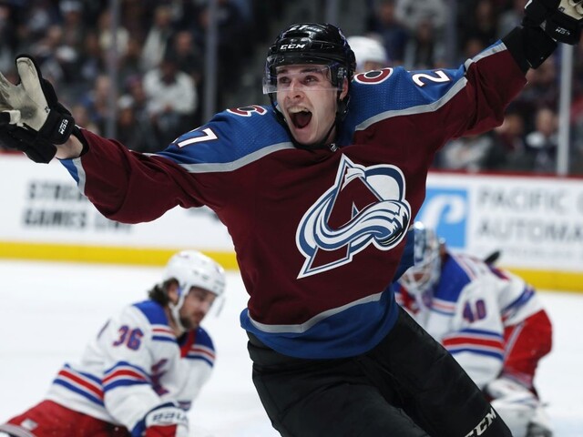 NHL: Arizona podľahla New Jersey po nájazdoch, Pánik bez bodu