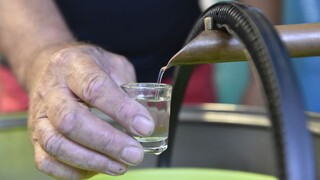 Domáce pálenice sú legálne, výrobcovia majú prísne kritériá