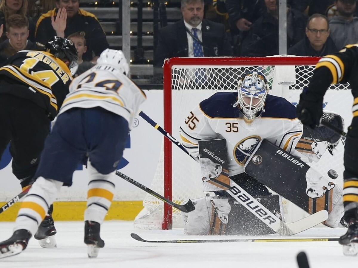 NHL: Slováci v zápasoch nebodovali, z víťazstva sa tešil len Chára