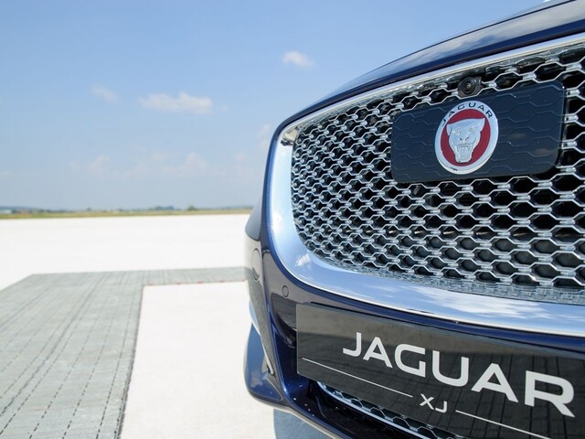 Britský Jaguar sa chystá prepúšťať, výroby sa to nedotkne