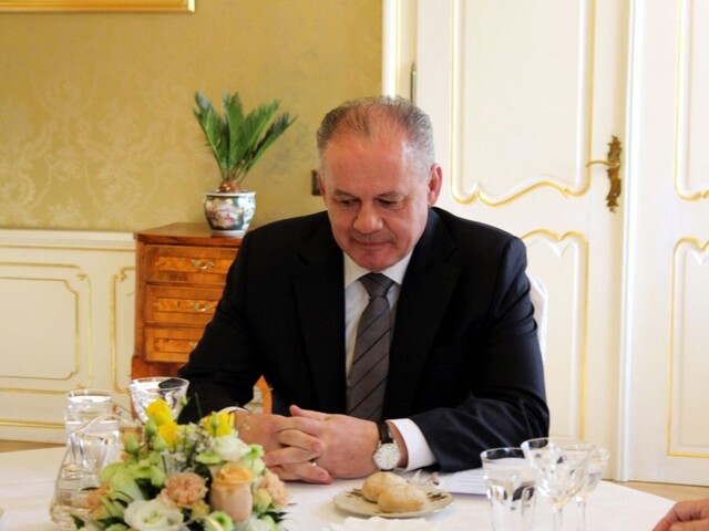 Takto vyzeral tradičný obed prezidentov, diskutovali pri divine