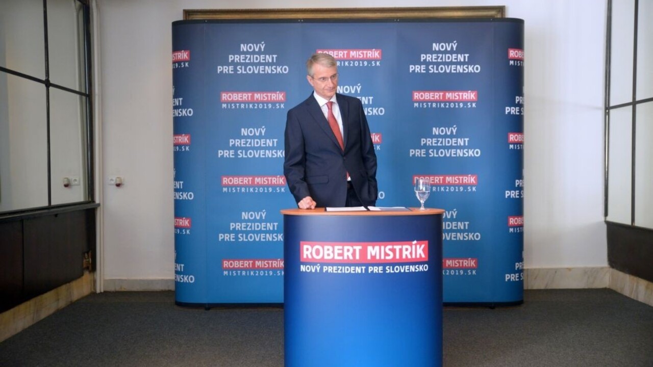 Mistrík odovzdal podpisy, hovorí o zápase o charakter štátu