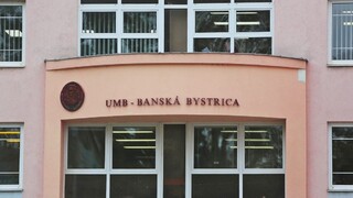 Prebraté odseky, nesprávne citácie. Preskúmali Dankovu prácu