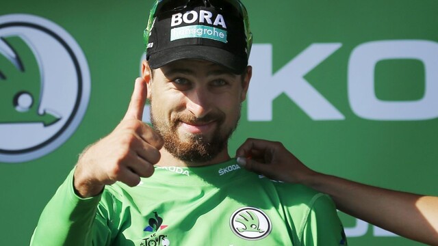 Sagan začal sezónu parádne, preteky poznačil hromadný pád