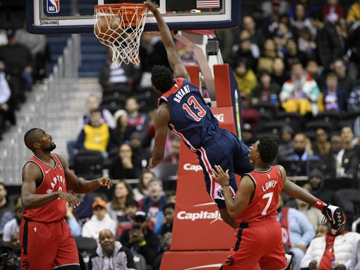 NBA: Toronto zvíťazilo po predĺžení, Jokič nastrieľal maximum