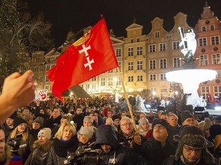 Po zabití starostu Gdanska vyzvali na ďalšie vraždy. Skončili v putách