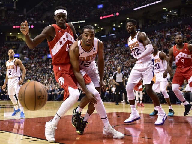 NBA: Toronto tesne zdolalo Phoenix, Siakam predviedol skvelý kôš