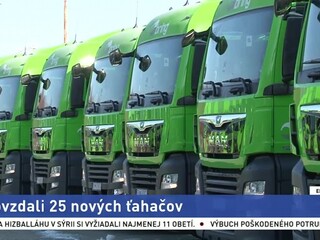 Firme odovzdali 25 ťahačov, obnovila tak svoj vozový park