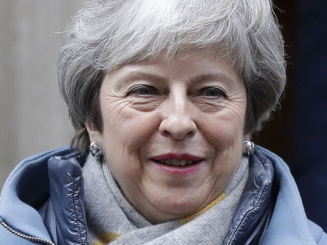 Britské médiá reagujú na plán B, slová chvály striedajú kritiku