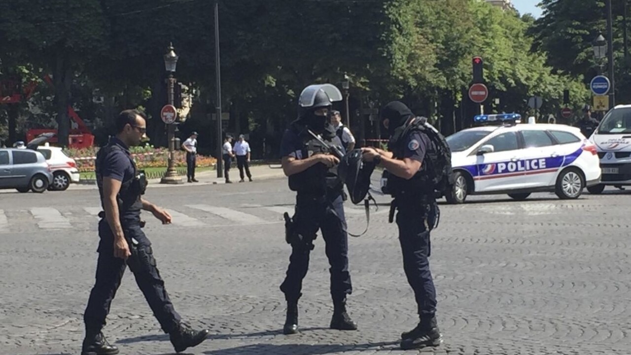 Vedeli o teroristických plánoch? Zadržali príbuzných útočníka