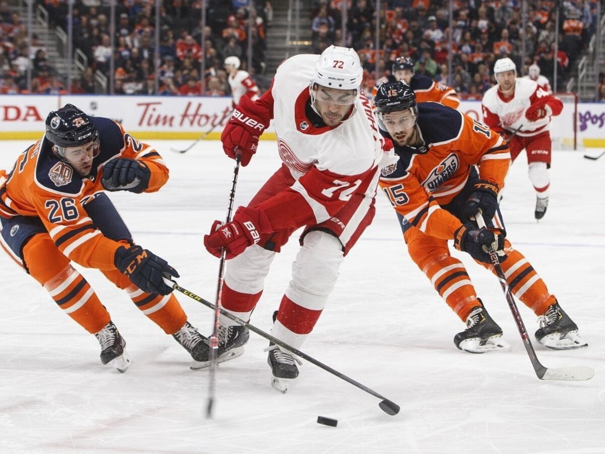 NHL: Pánik pomohol dvoma asistenciami k triumfu Arizony
