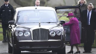 Britská kráľovná poslala politikom delikátne zakódovaný odkaz