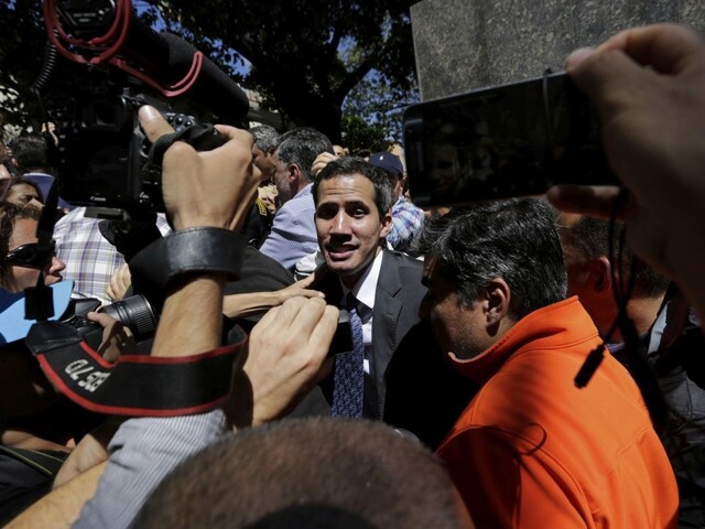 Guaidó nechce rokovať. Falošného dialógu sa vraj nezúčastní