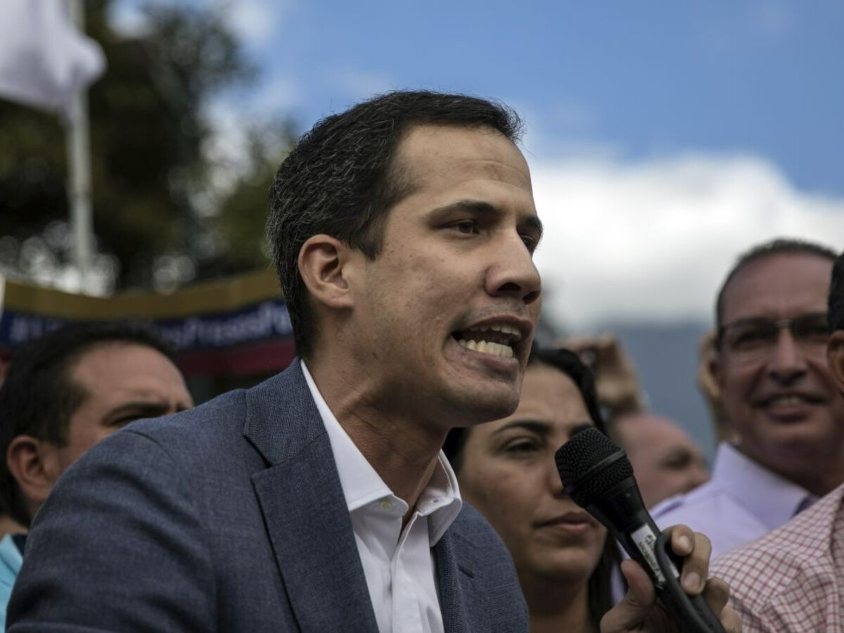 Guaidó vyzval na ďalšie protesty. Chce získať podporu armády