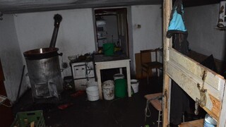 Nelegálnou pálenicou otriasol výbuch, zranenia mužov sú vážne