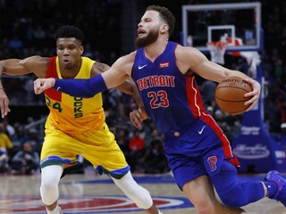 NBA: Milwaukee sú naďalej lídrom, neprehrali dva duely po sebe