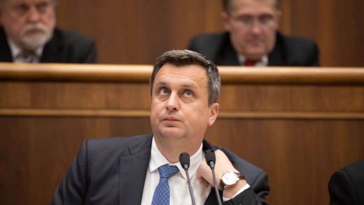 Dôchodca uviedol poslancov do omylu, jeho kandidatúru odmietli