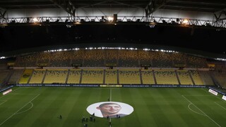 Zápas v Nantes sa niesol v znamení spomienky na nezvestného Salu