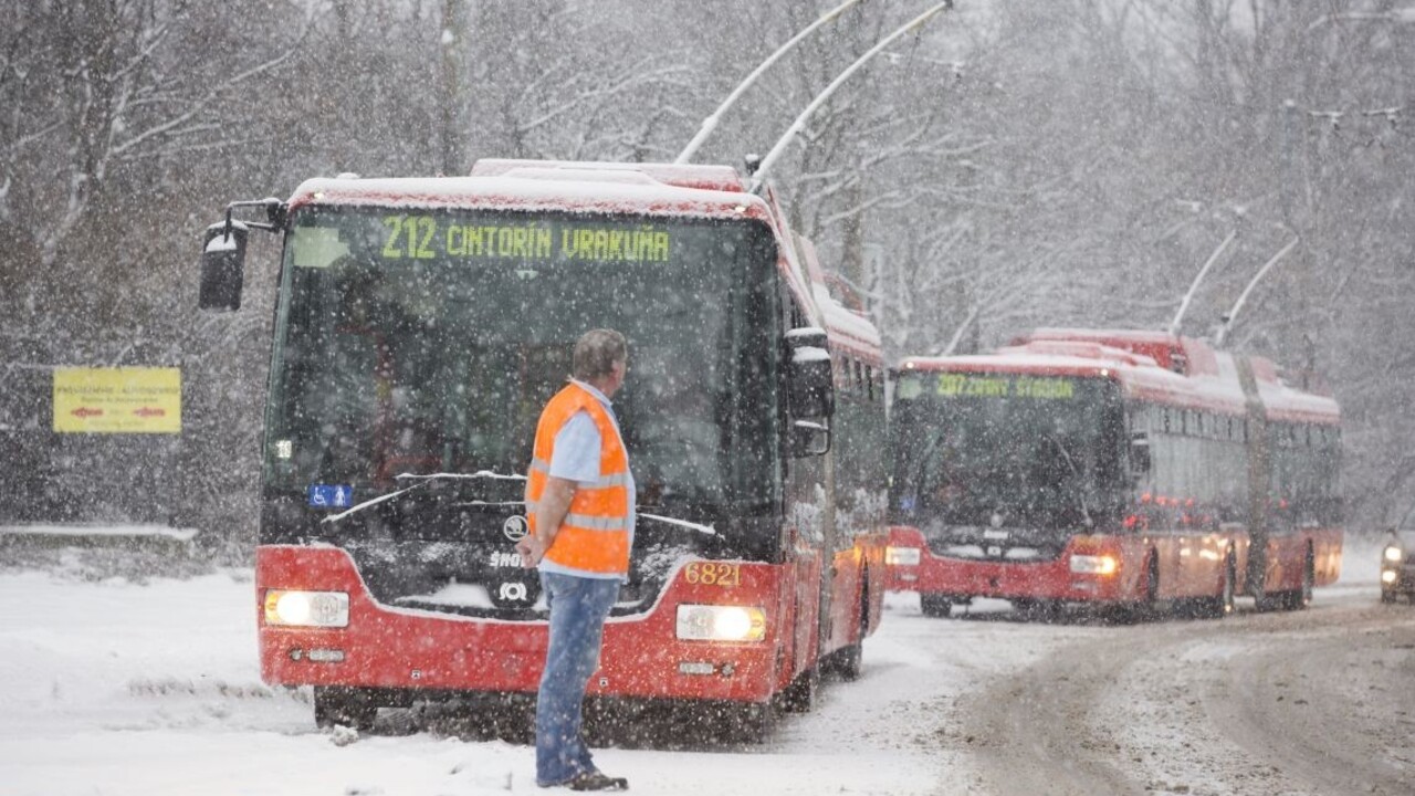 Bratislava motivuje používať MHD, niektoré spoje budú zadarmo