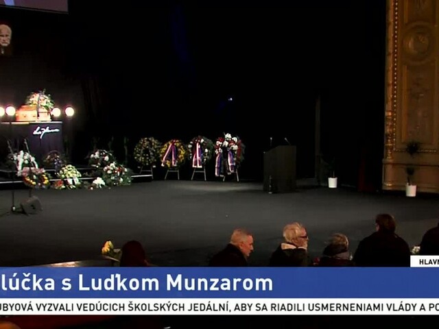 V Česku sa rozlúčili s hercom Luďkom Munzarom