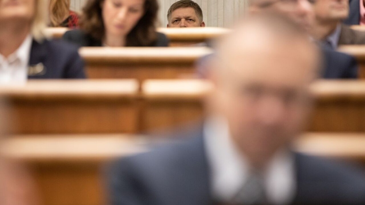 Fico je zdatný a pripravený kandidát, tvrdí Blanár. Nicholsonová nesúhlasí