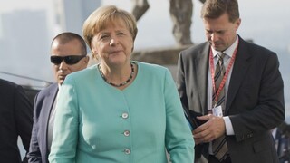 Merkelovej návšteva obmedzí dopravu v Bratislave, uzavrú D1