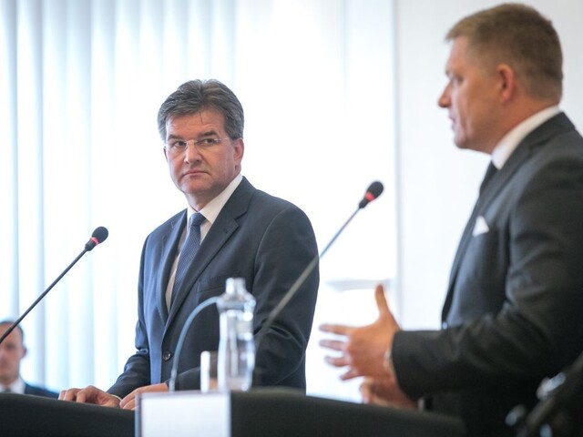 Fico vidí za krokmi západu ropu. Lajčák nevie, či Guaidóa uznáme