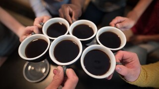 Pestovateľom kávy v Kolumbii sa opäť darí, pomohlo oteplenie
