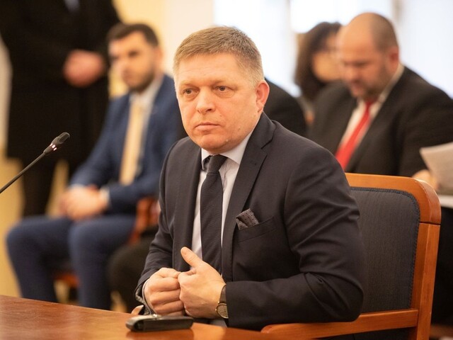 Ústavnoprávny výbor zasadol, opäť rozhoduje o kandidátovi Ficovi