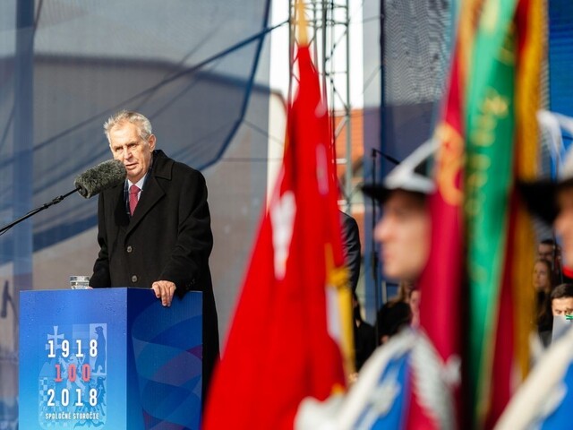 Zeman poslal Guaidóvi list. Zablahoželal mu a pozval ho do Prahy