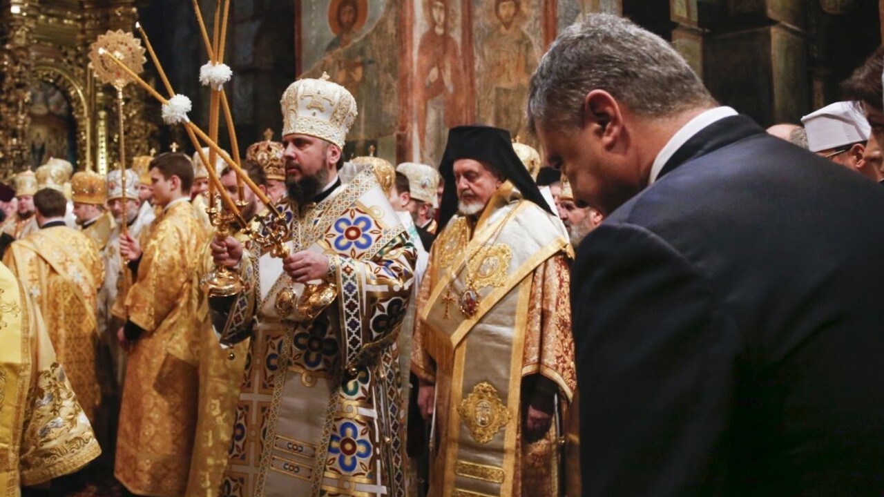 Ukrajinu čakajú voľby prezidenta, pozorovateľov z Ruska zakázali