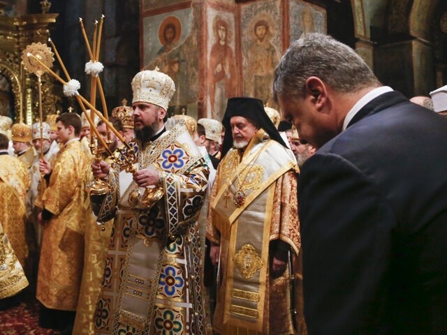 Ukrajinu čakajú voľby prezidenta, pozorovateľov z Ruska zakázali