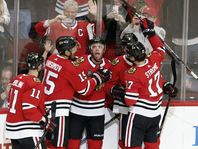 NHL: V zámorí odohrali až 14 zápasov, Slováci nebodovali