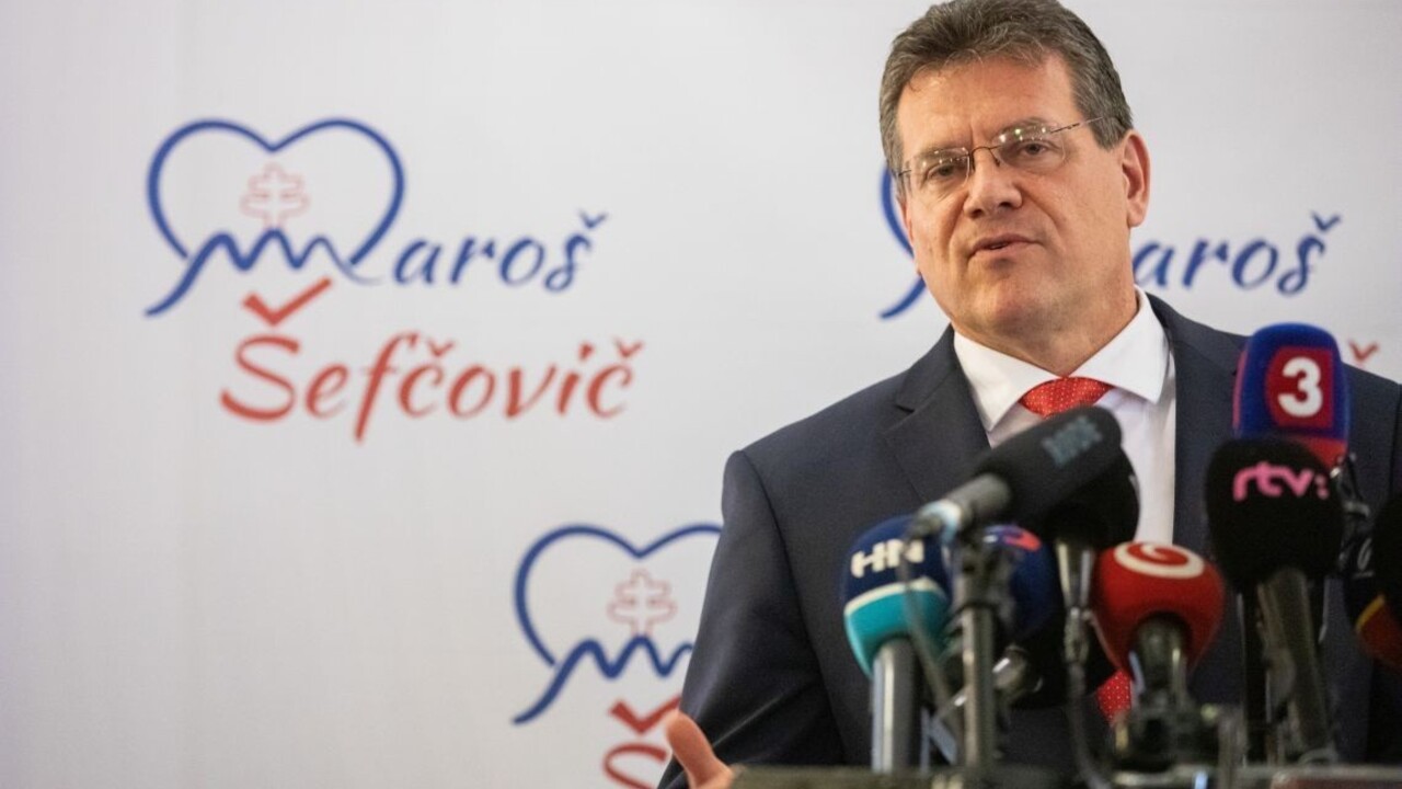 Šefčovič chce byť nadstranícky, ako prezident by mal šesť priorít