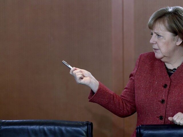 Islamský štát nie je ani zďaleka porazený, tvrdí Merkelová