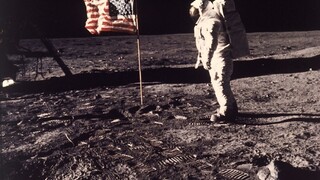 NASA chce ísť znova na Mesiac a tentoraz tam zostať dlhšie