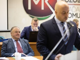 SMK postaví do eurovolieb 14 mien, kandidátku povedie Csáky