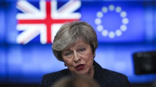 Rokovania o rozvodovej zmluve pokračujú, Mayová si sľubuje zmeny