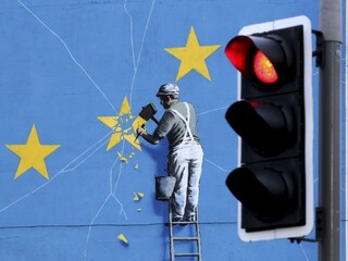Švajčiari podpísali dohodu s Britmi. Zhodli sa na scenári po brexite