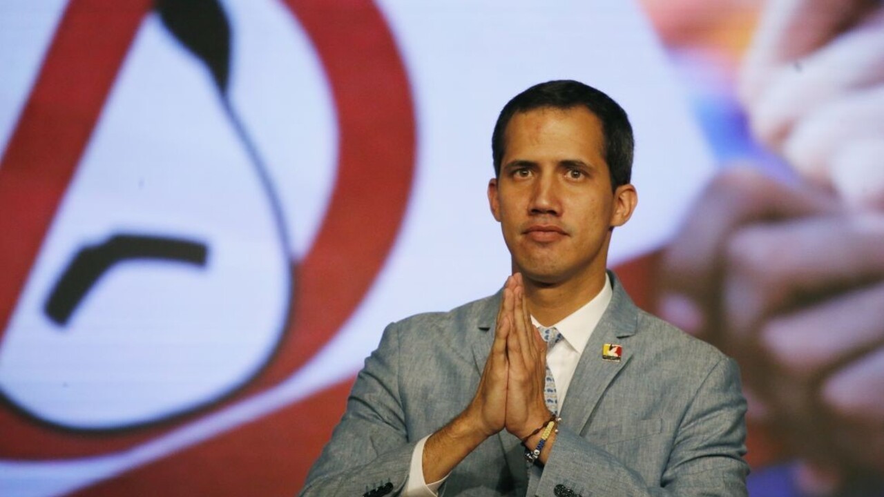 Guaidó chce prepraviť humanitárnu pomoc, mobilizuje verejnosť