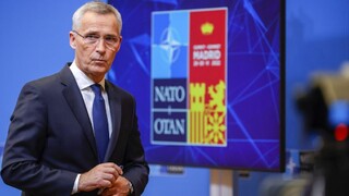 Obávame sa nového konfliktu na Ukrajine a zlyhania diplomacie, vyhlásil šéf NATO