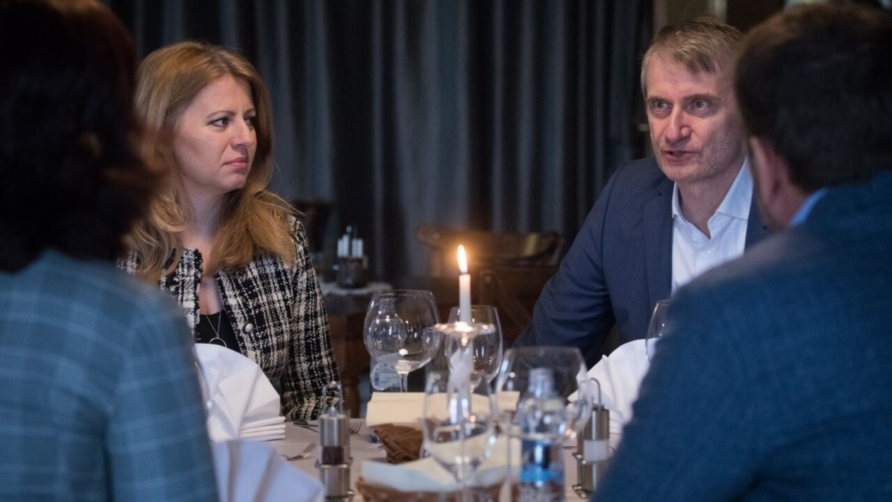 Mistrík i Čaputová tvrdia, že majú šancu. Odstúpenie ale nevylúčili