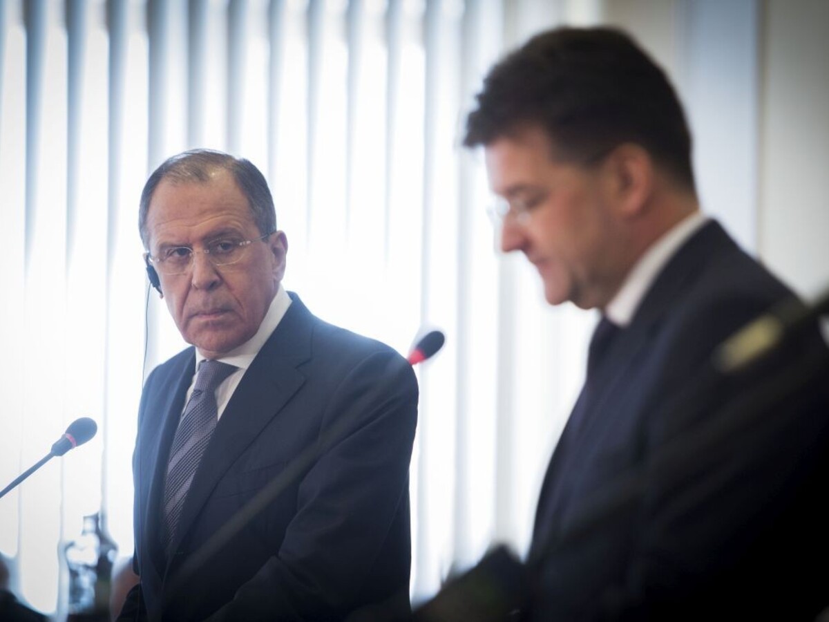 Lavrov sa stretol s Lajčákom a sťažoval sa na mediálnu blokádu
