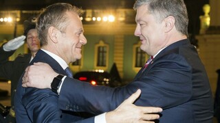 Porošenko podpísal zmeny v ústave. Ukrajina smeruje k EÚ