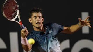 Djere zabojuje o finále so Slovincom Bedénom