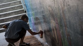 grafiti sprejer 1140 px (TASR/Michal Svítok)