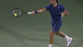 Federer vstúpil do turnaja v Dubaji víťazstvom, zdolal Nemca