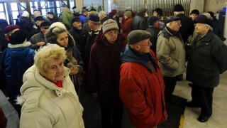 Znižovanie daní i úľava pre seniorov. Čo SNS chystá v NR SR