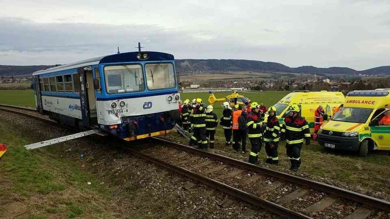 V Česku sa zrazili vlaky, hlásia väčší počet zranených