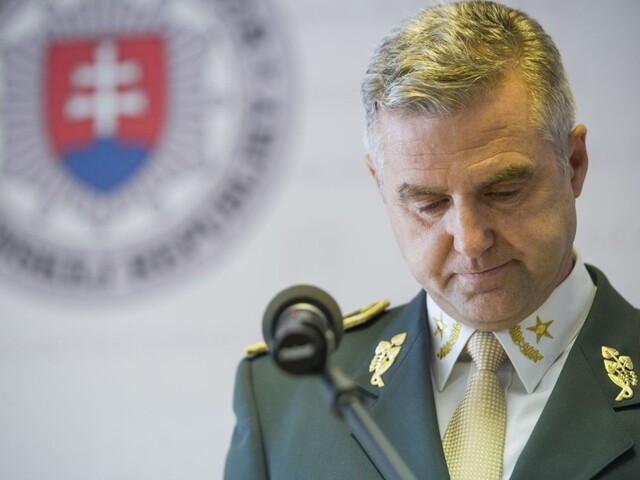 Bývalý policajný prezident Gašpar vypovedal na NAKA. Čelí obvineniu spolu s Ficom aj Kaliňákom